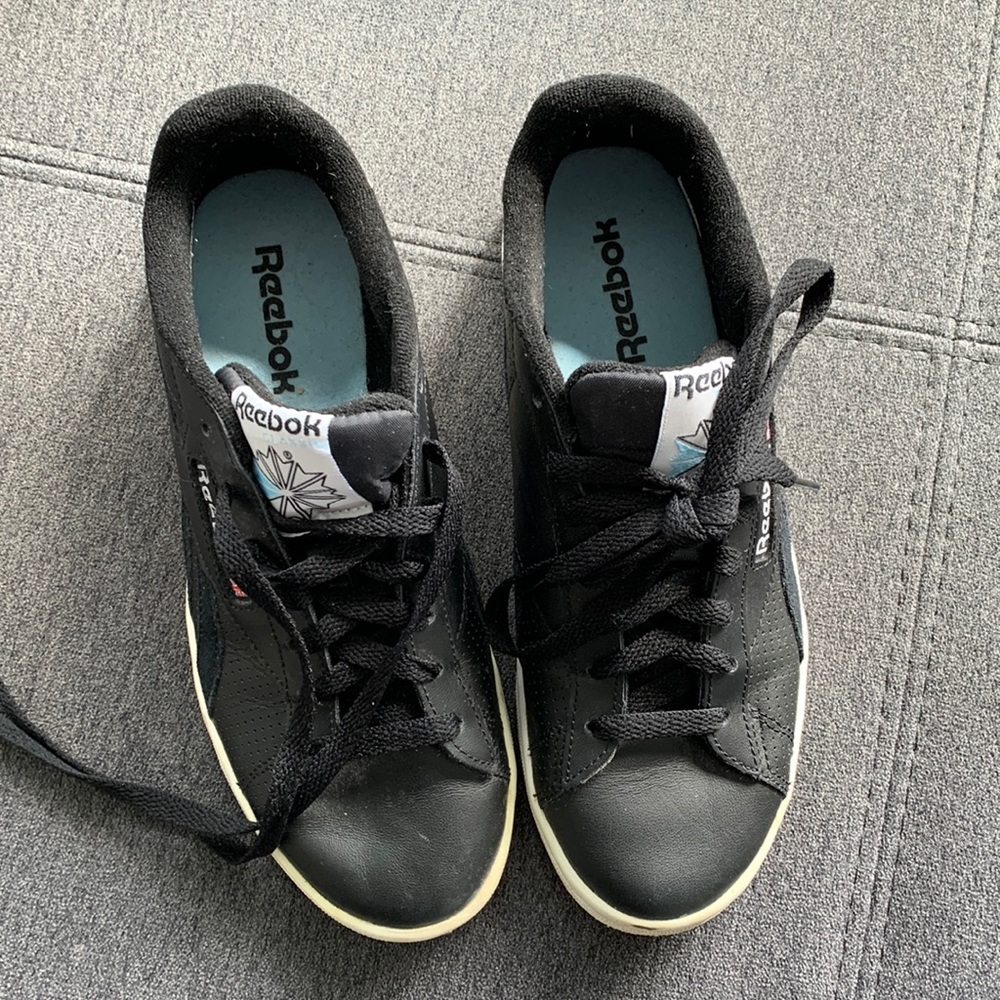 Reebok ladies shoes, black leather, white sole, size 7.5